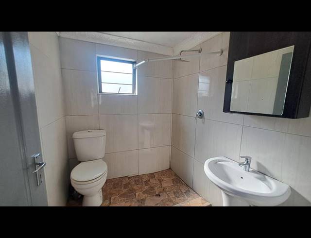 1 BEDROOM PROPERTY TO RENT IN MEREWENT